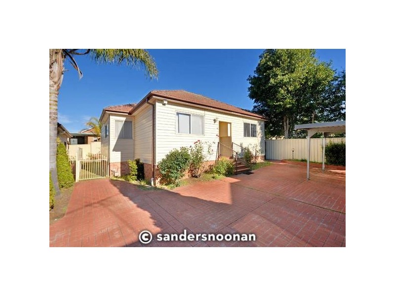 21B Junction Road, Peakhurst NSW 2210