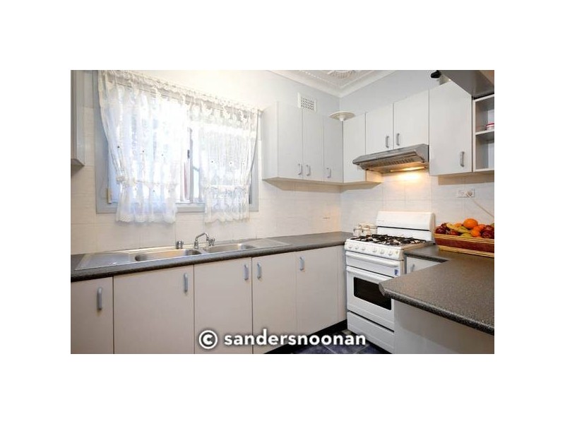 21B Junction Road, Peakhurst NSW 2210