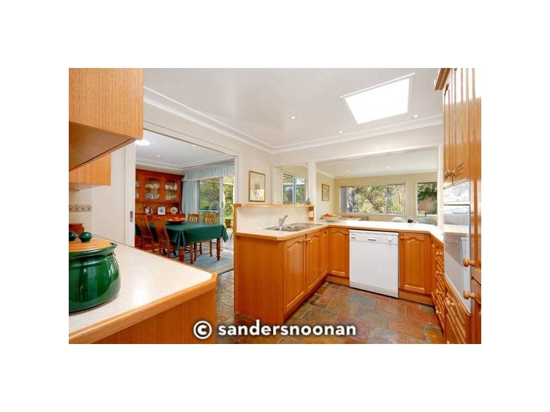 38 Jindabyne Crescent, Peakhurst Heights NSW 2210