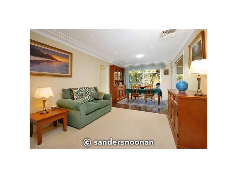 38 Jindabyne Crescent, Peakhurst Heights NSW 2210