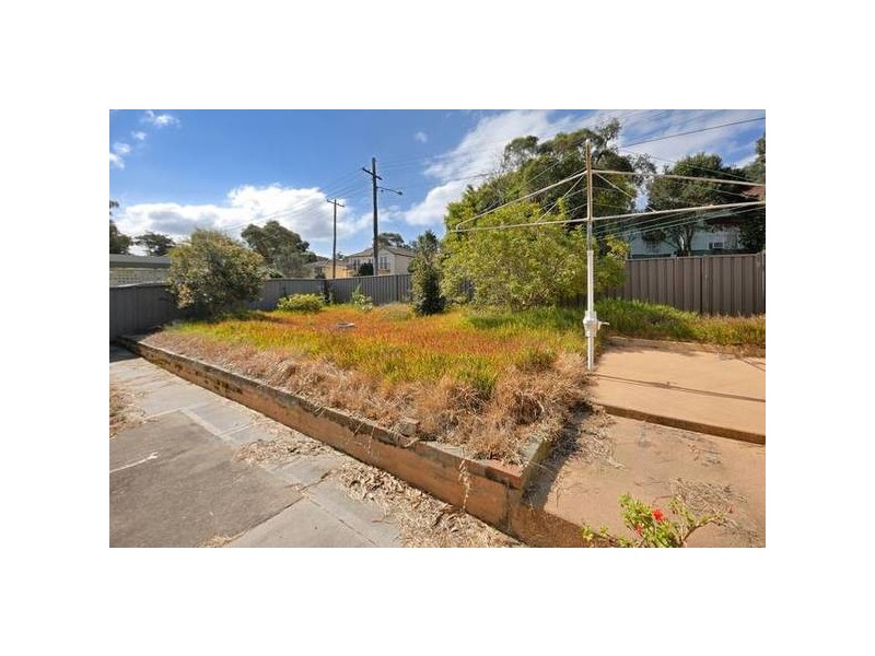 10 Trafalgar Street, Peakhurst NSW 2210