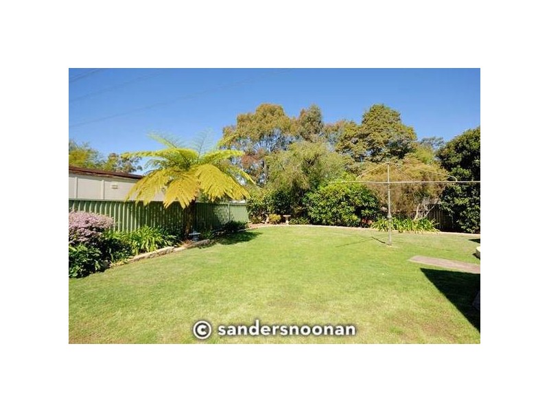 3 Beale Crescent, Peakhurst NSW 2210