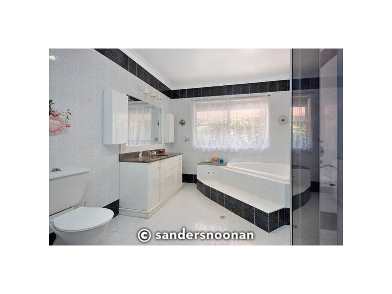 8A Myrtle Street, Oatley NSW 2223