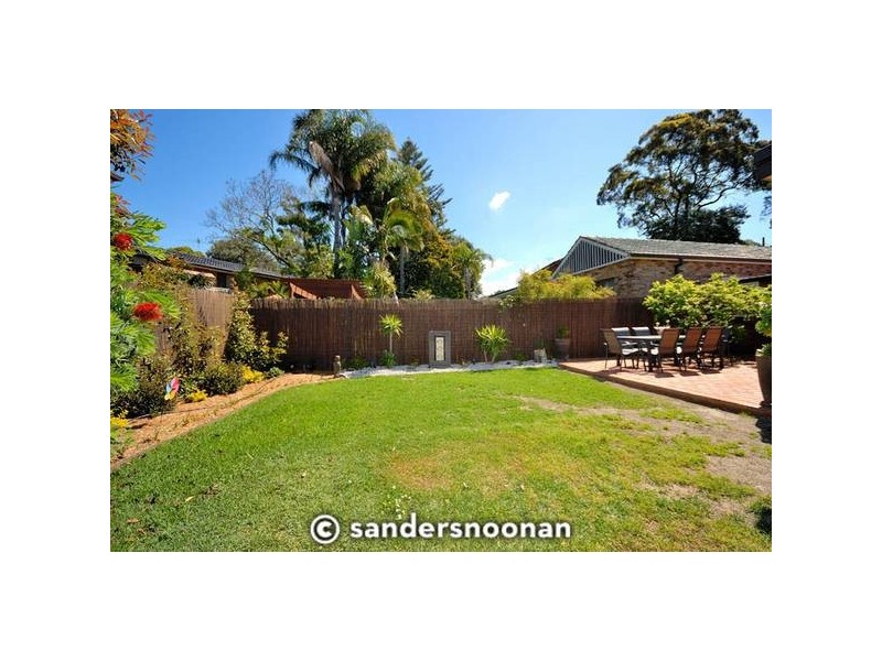 19 Caledonia Crescent, Peakhurst NSW 2210