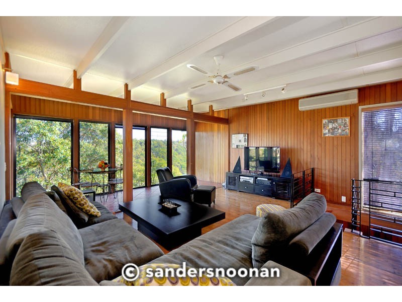 174 Lugarno Parade, Lugarno NSW 2210