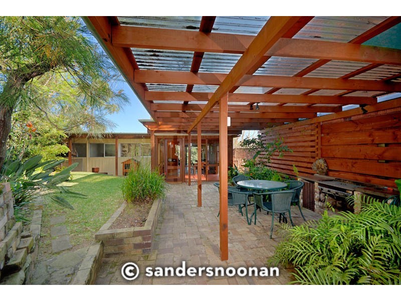 174 Lugarno Parade, Lugarno NSW 2210