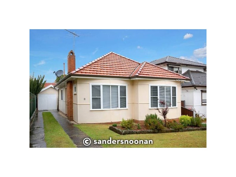8 George Street, Bexley NSW 2207