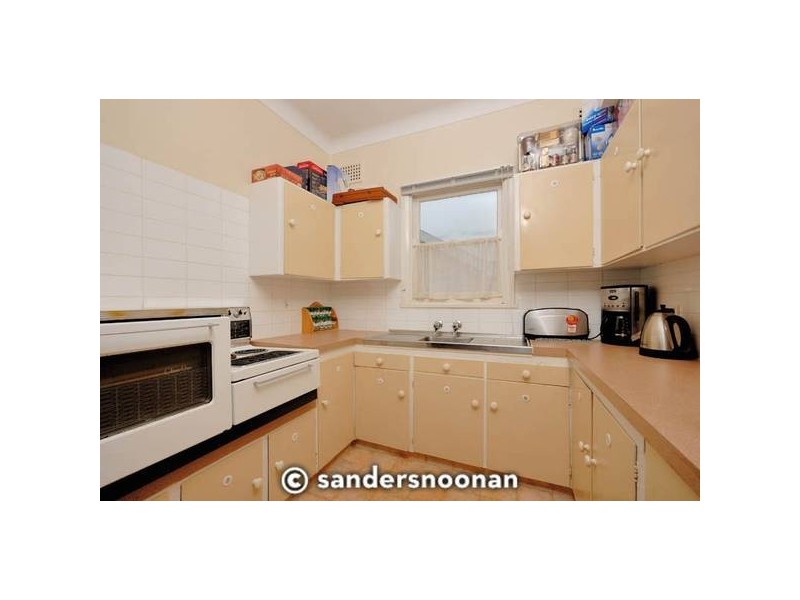8 George Street, Bexley NSW 2207