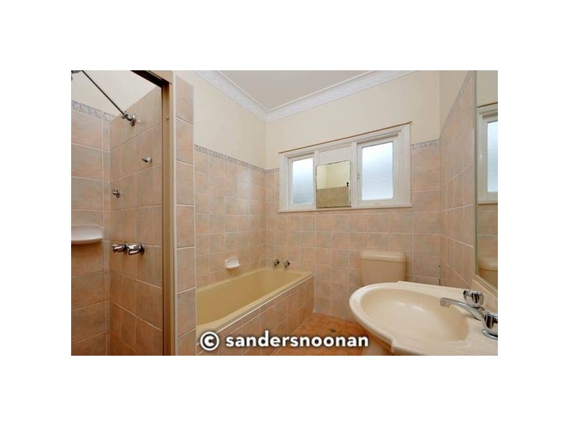 8 George Street, Bexley NSW 2207