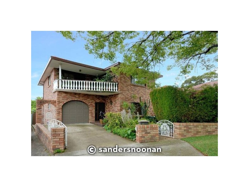 32 Lyla Street, Beverly Hills NSW 2209