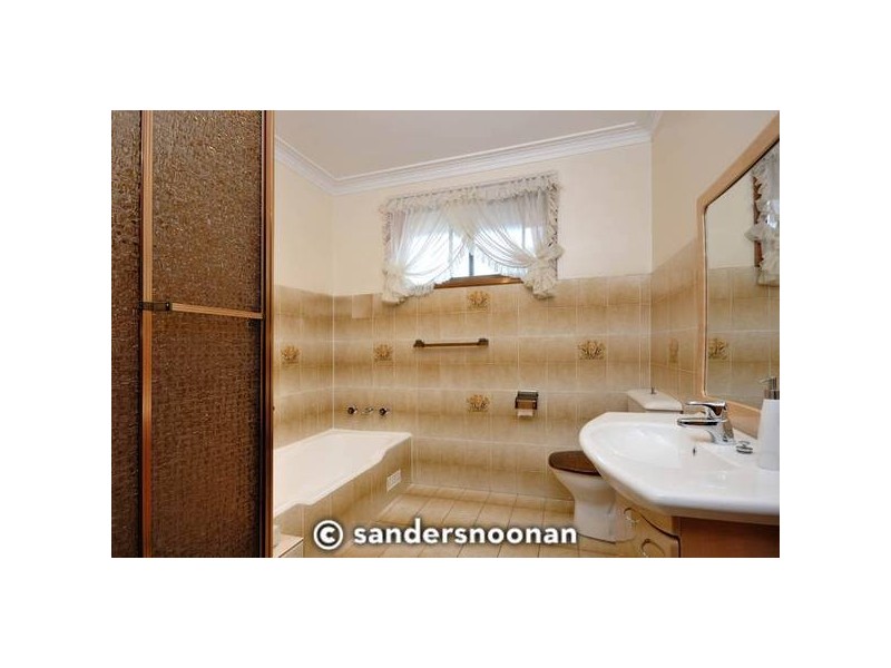 32 Lyla Street, Beverly Hills NSW 2209