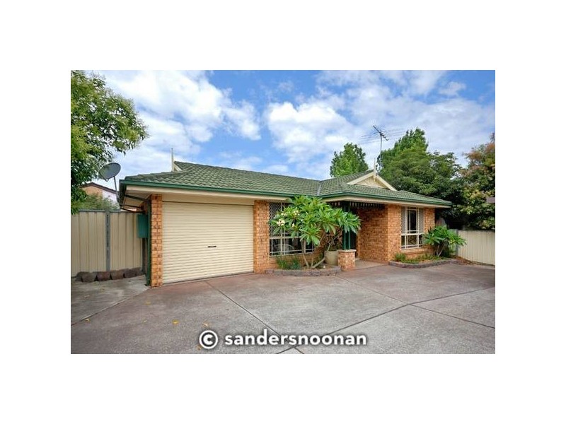 8A Mavis Avenue, Peakhurst NSW 2210