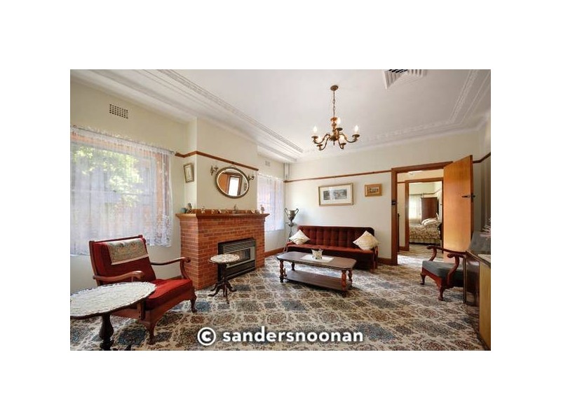 4 Rosemont Avenue, Mortdale NSW 2223