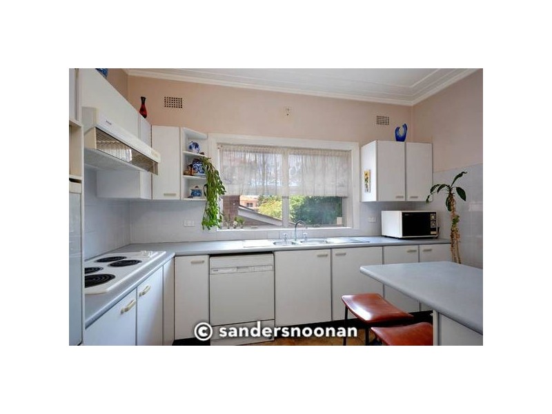 4 Rosemont Avenue, Mortdale NSW 2223