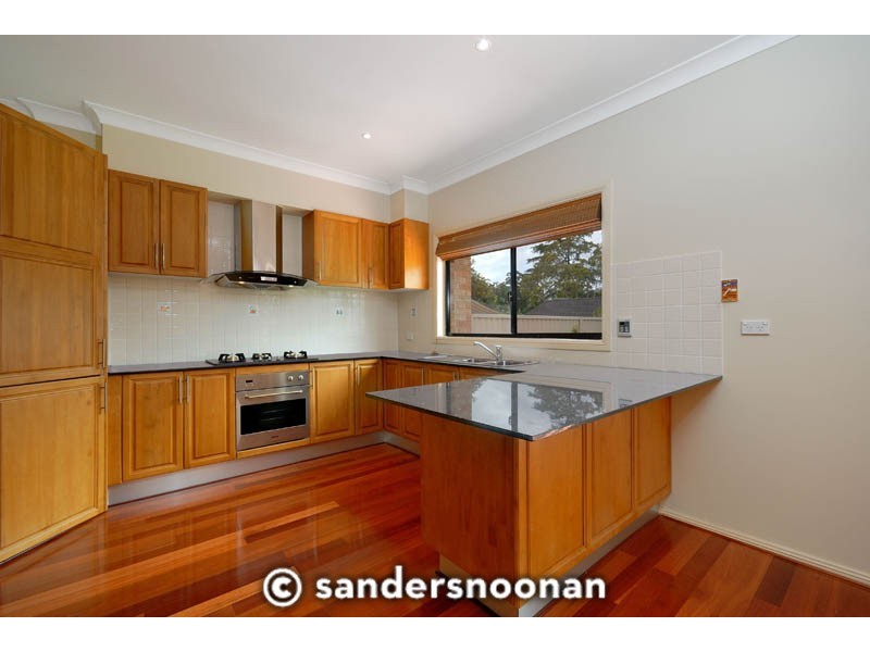 2/2 Hymen Street, Peakhurst NSW 2210