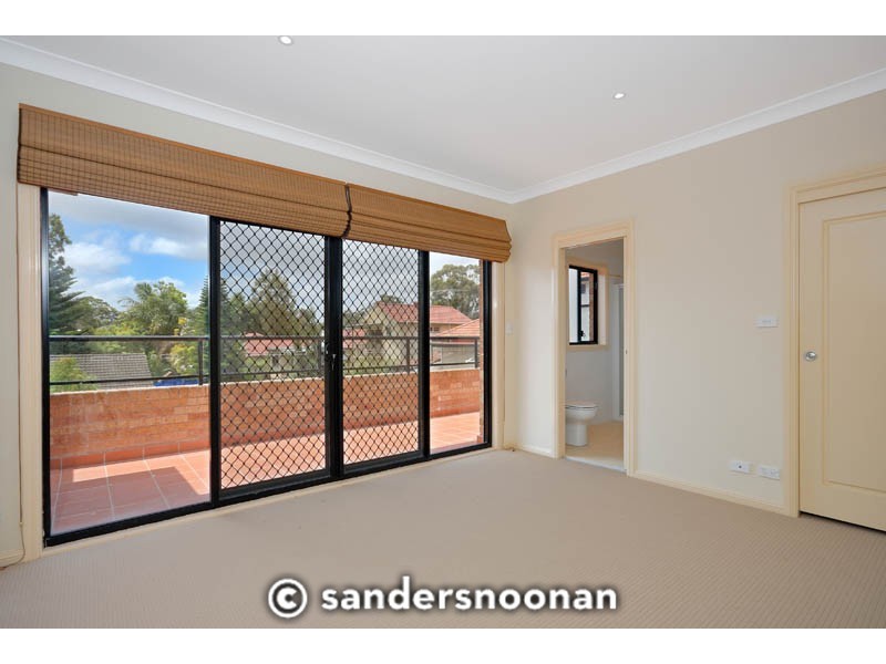 2/2 Hymen Street, Peakhurst NSW 2210