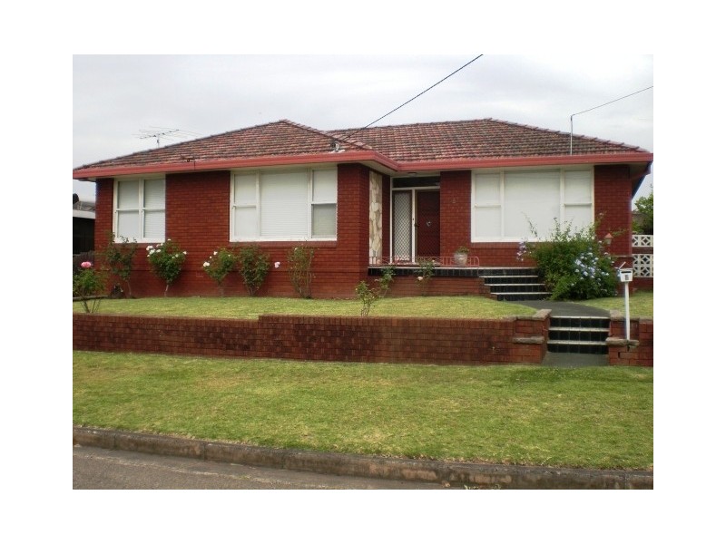 5 Waldo Crescent, Peakhurst NSW 2210