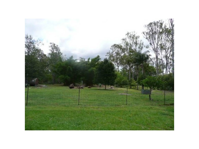 27 Youngs Crossing Road, Joyner QLD 4500