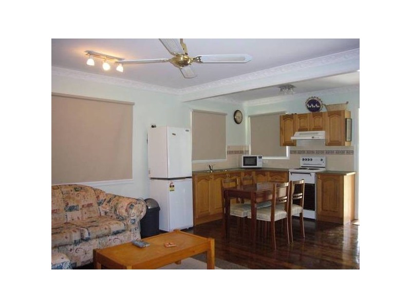 15 Elle Court, Cashmere QLD 4500