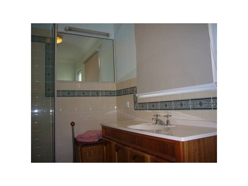 15 Elle Court, Cashmere QLD 4500