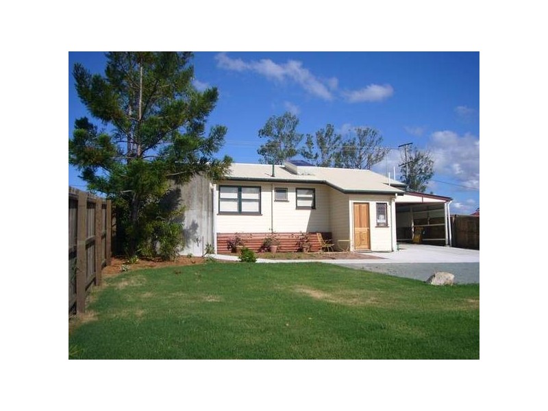 15 Elle Court, Cashmere QLD 4500