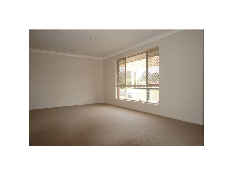8 Coops Place, Joyner QLD 4500