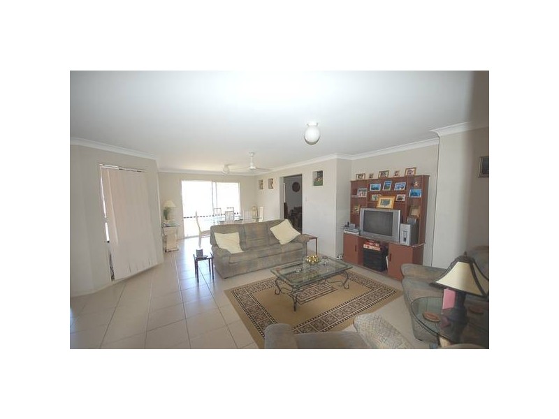 8 Catani Court, Warner QLD 4500