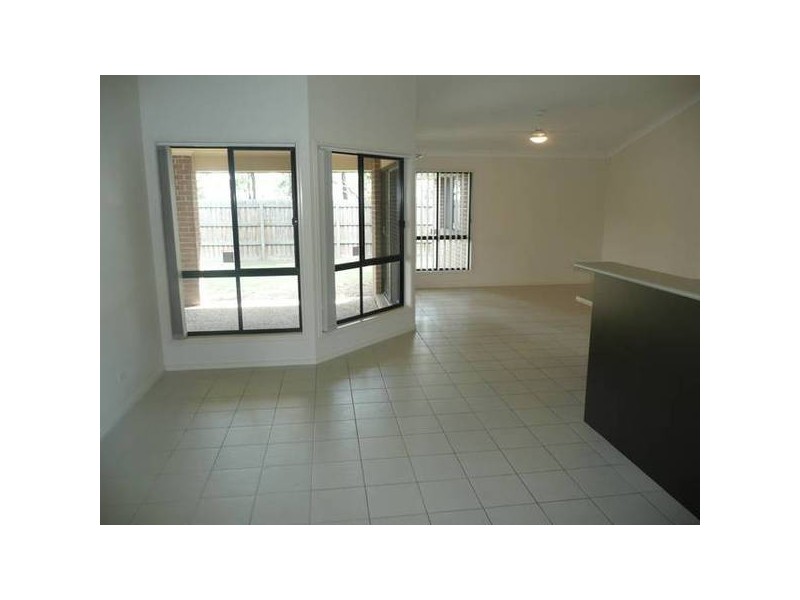 16 North Aston Court, Bray Park QLD 4500