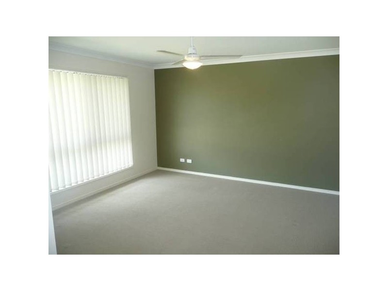 16 North Aston Court, Bray Park QLD 4500