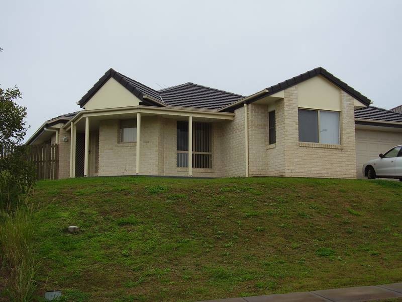 15 Hillary Drive, Warner QLD 4500