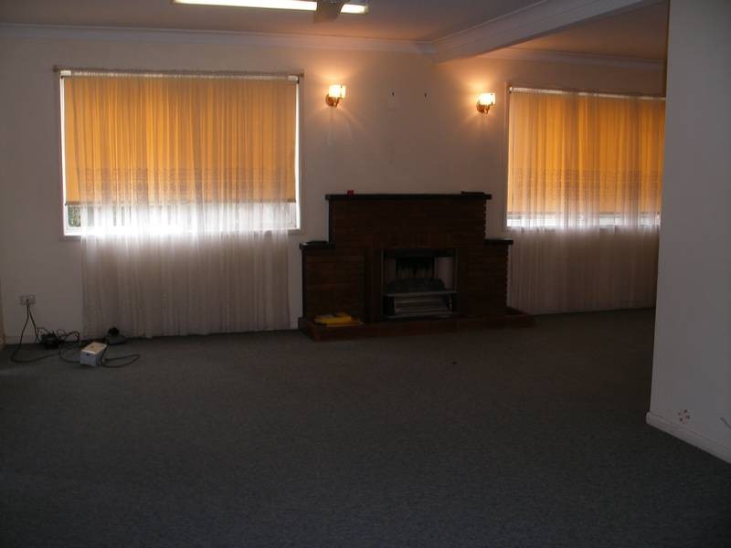 1 Jillong Street, Strathpine QLD 4500