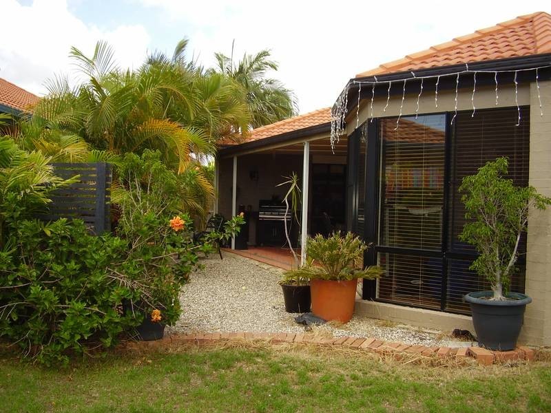 27 Grampion Court, North Lakes QLD 4509