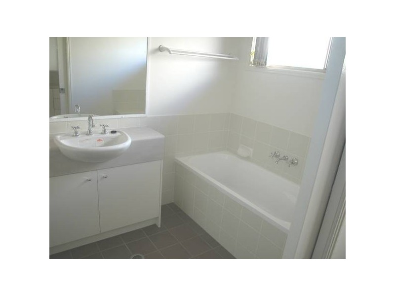 1 Tenzing Court, Warner QLD 4500