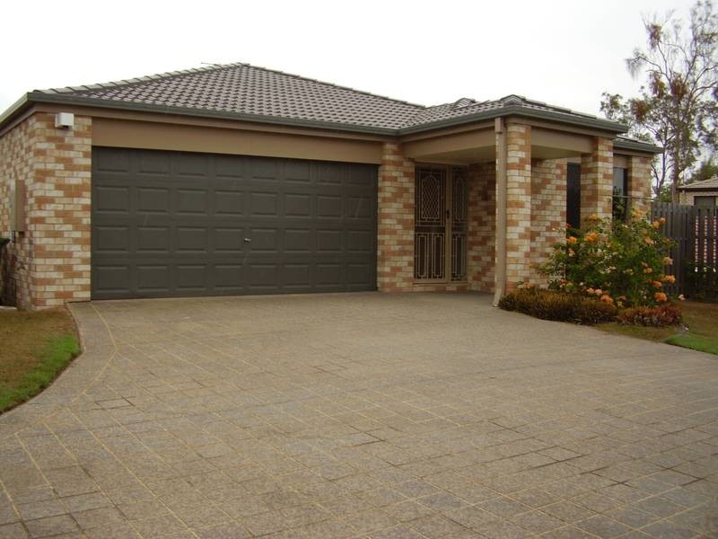 4 Terracotta Close, Griffin QLD 4503