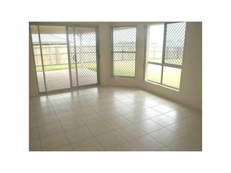 92 Mariner Bld, Deception Bay QLD 4508