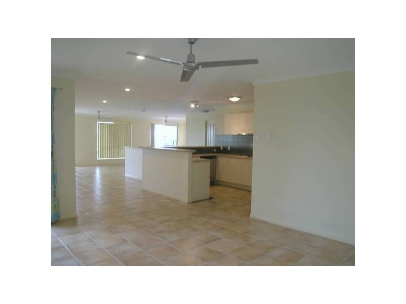Affleck Avenue, Petrie QLD 4502