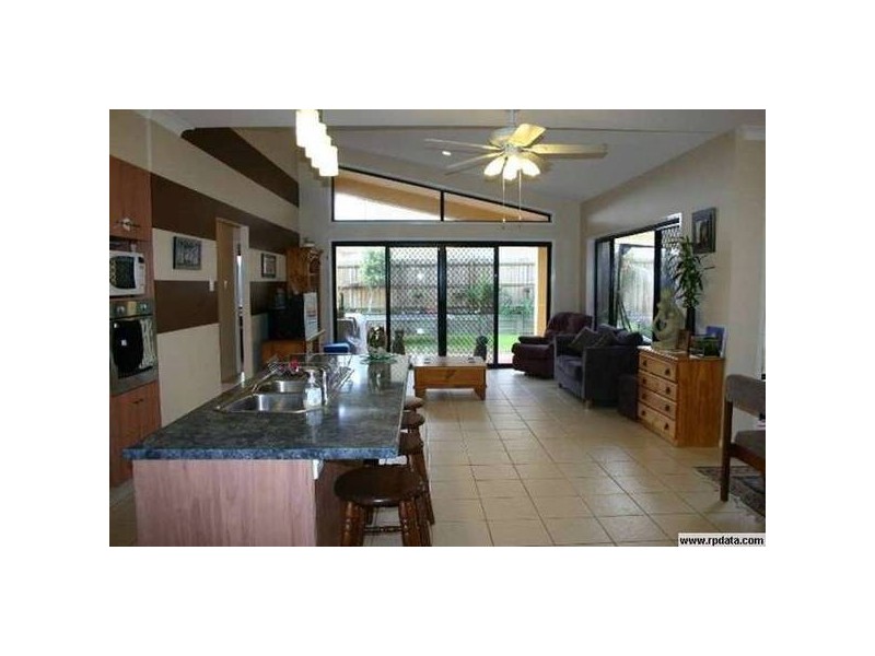 7 Redcedar Street, North Lakes QLD 4509