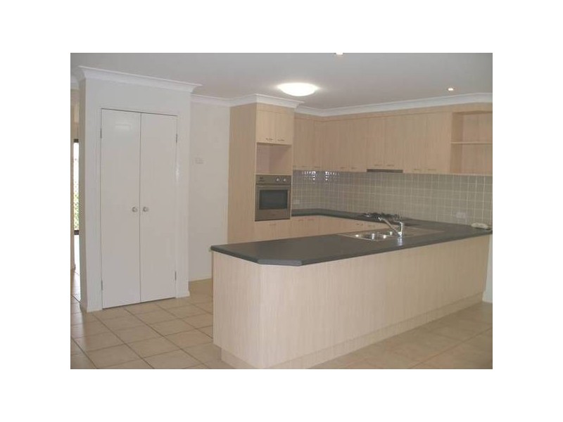 2 Conjola Street, North Lakes QLD 4509