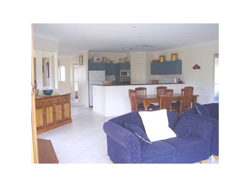 5 Spry Court, Petrie QLD 4502