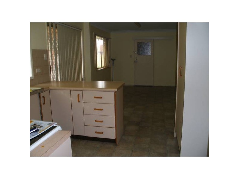 1 Jilloong Street, Strathpine QLD 4500