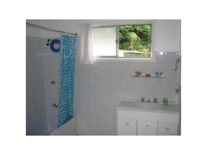 40 Andrew Street, Kallangur QLD 4503