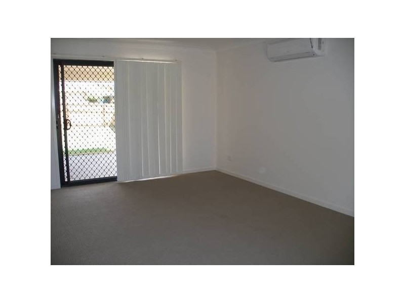 9 Mikaela Ct, Kallangur QLD 4503