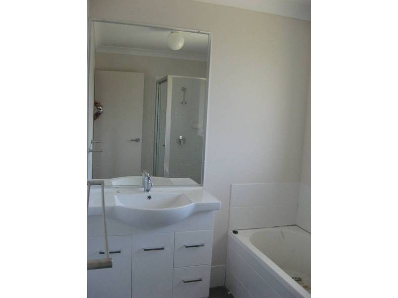 12 Bolte Crescent, Kallangur QLD 4503