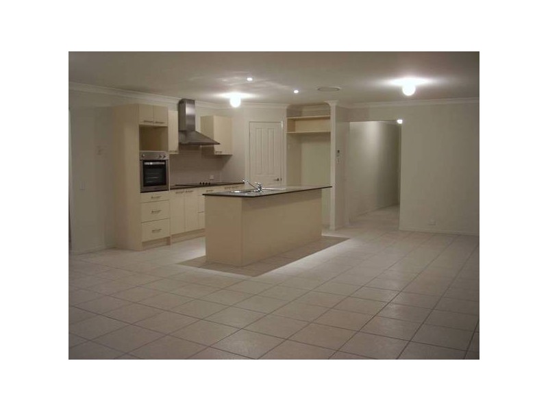 4 Natalie Close, Deception Bay QLD 4508