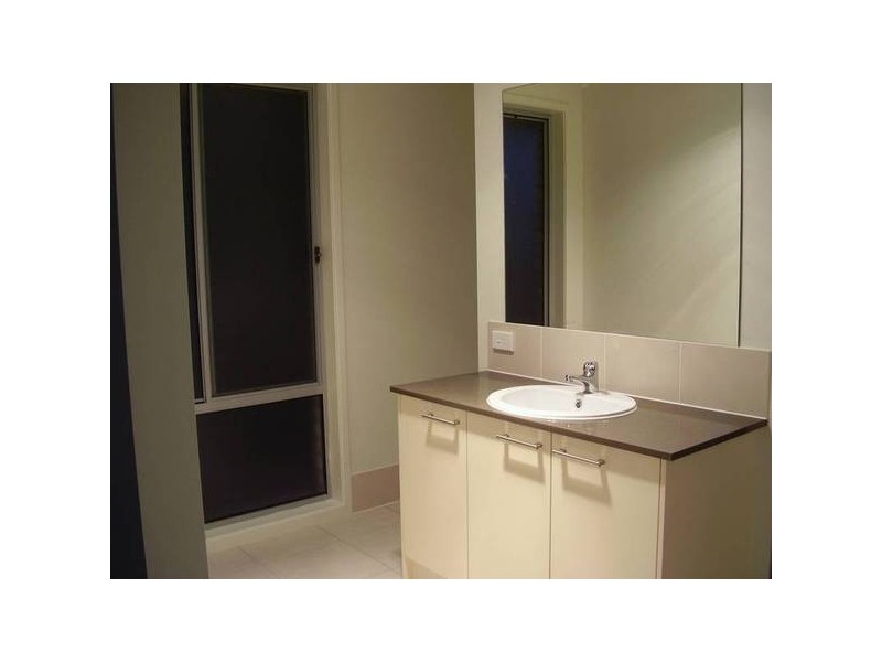 4 Natalie Close, Deception Bay QLD 4508