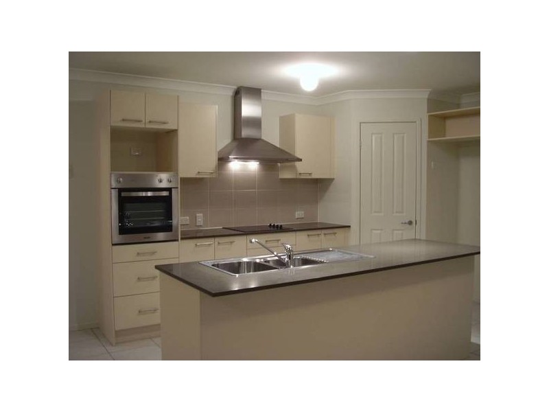 4 Natalie Close, Deception Bay QLD 4508