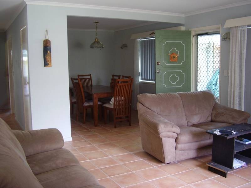 15 Gertrude Street, Strathpine QLD 4500