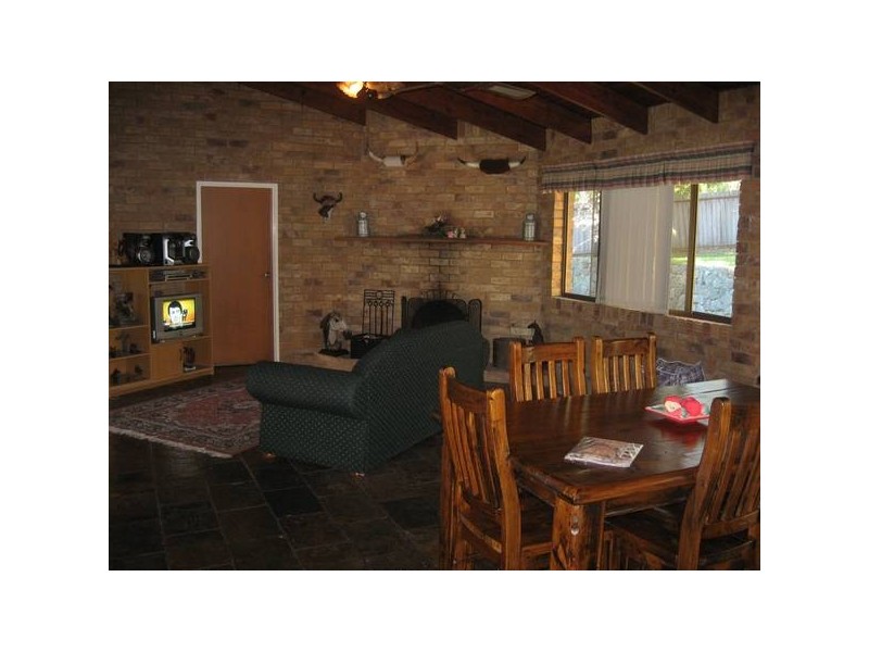 7 Thompson Road, Dakabin QLD 4503