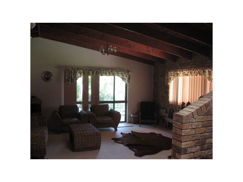 7 Thompson Road, Dakabin QLD 4503