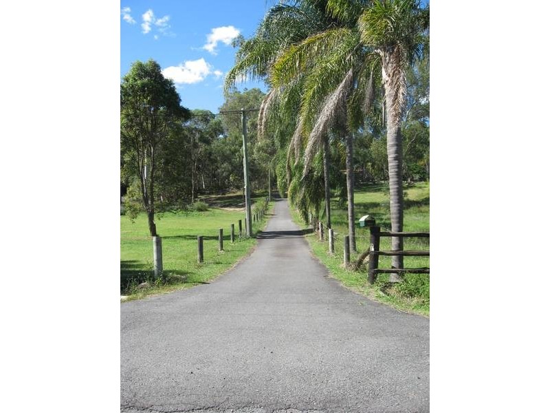 7 Thompson Road, Dakabin QLD 4503